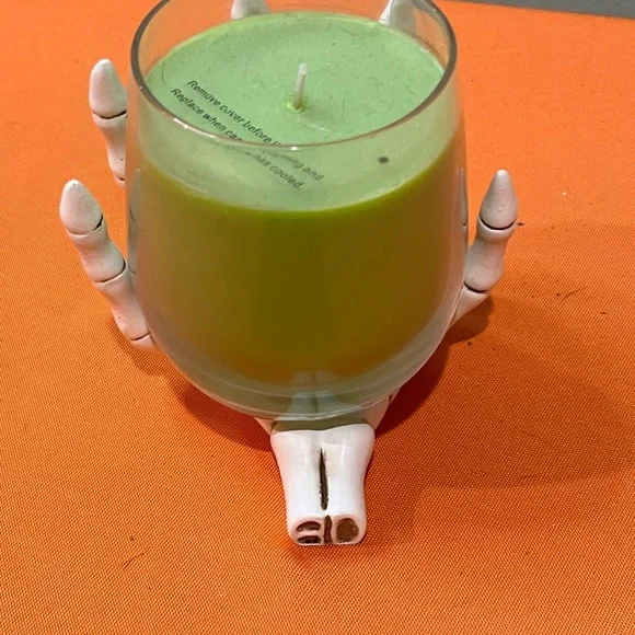 6/$25
Green Candle in Skeleton Hand Holder - Picture 11 of 13